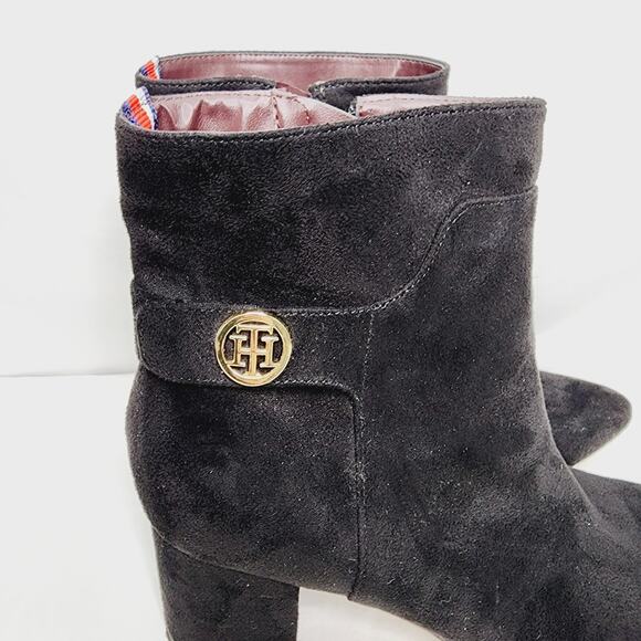 Tommy Hilfiger Hazelle Black  Almond Toe Chunky Heel Side Zip Ankle Boots 9M - Picture 4 of 12
